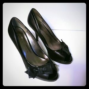 Marc fisher black peep toe pump size 7.5